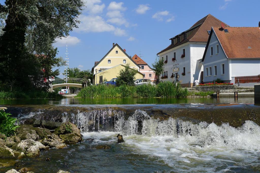 Hotel Zum Weissen Roessl Kallmünz Zewnętrze zdjęcie